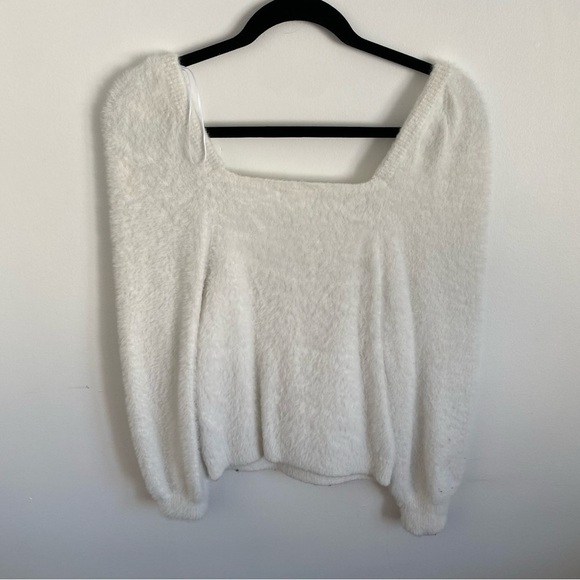 H&M Longsleeve Fuzzy Soft Squareneck Sweater w Puffy Sleeves in White • S Small - Picture 5 of 6